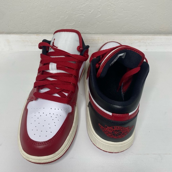 Nike Shoes - Nike Air Jordan 1 Lows